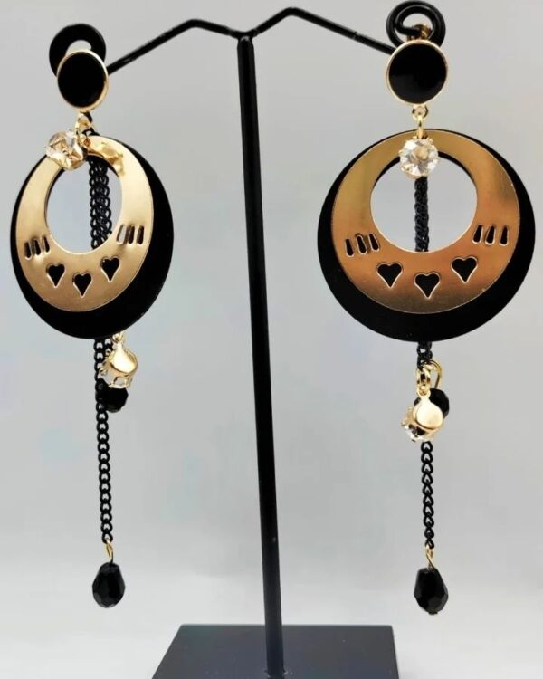 Black Casual Earrings Round Shape - Price in Pakistan 2023