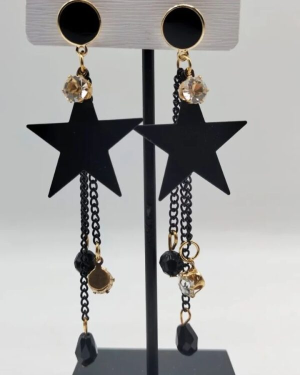 Premium Black Casual Earrings Star Shape - Price in Pakistan 2023